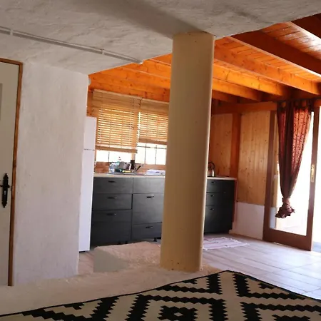 Half Wooden Rural Apartment Fasnia